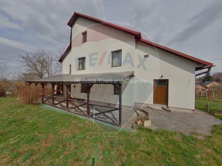 Vilă cu 6 camere de vânzare, strada Făget. - 2
