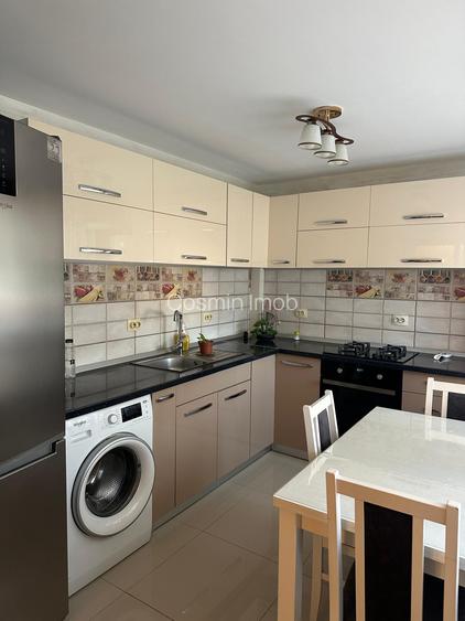 Apartament 4 camere 84 mp - 2