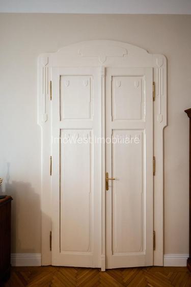 Ultracentral | Cladire Istorica | 3 camere | Etaj Intermediar. - 10