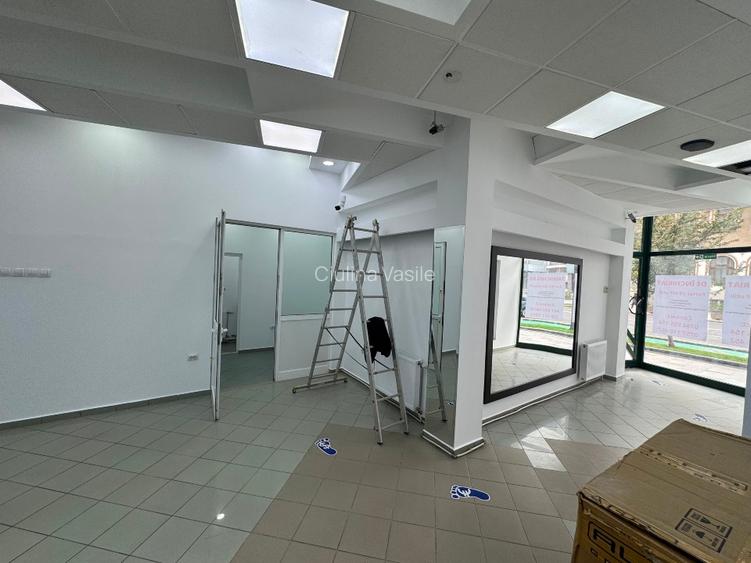 Spatiu Comercial de Inchiriat 68 mp Ultracentral cu Vitrina la Stada Posta nr 1 - 9