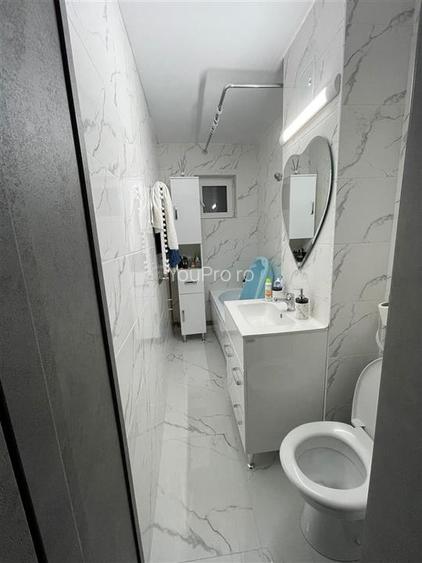 Deosebit Renovat Etaj 2 Iulius Mall - 8