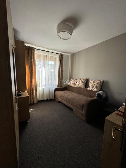 Casa individuala 165 mp utili, 350 mp teren , 2 parcari , Floresti - 6