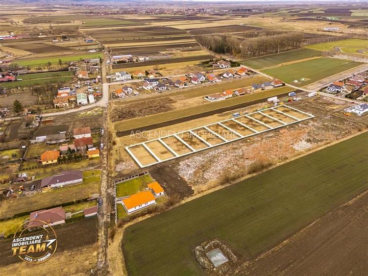 FILM! Terenuri intravilane de 680mp de vanzare, cu utilitati, Targu Secuiesc - 10