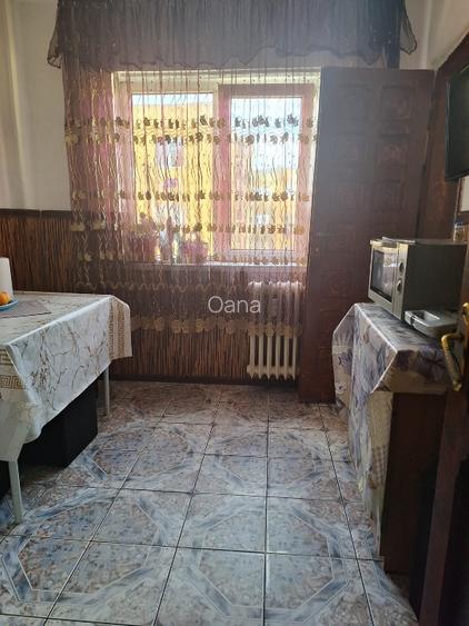 Vând apartament Valea Roșie  - 9