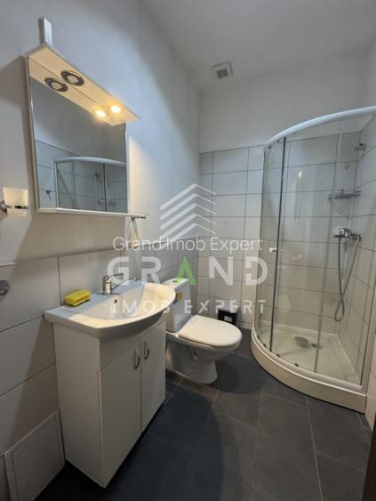 Oportunitate!Garsoniera moderna | AC | Parcare | Piata 1 Mai/Tabacarilor - 11