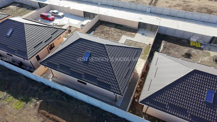 Complex de case individuale cu 4 camere, pe parter. Comision 0 - 17