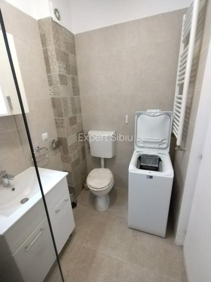 INCHIRIEZ apartament 2 camere,renovat,zona Centrala(City Residence) - 8