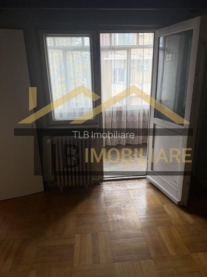 Apartament cu 2 camere, 39mp, Zona 7 noiembrie - 7