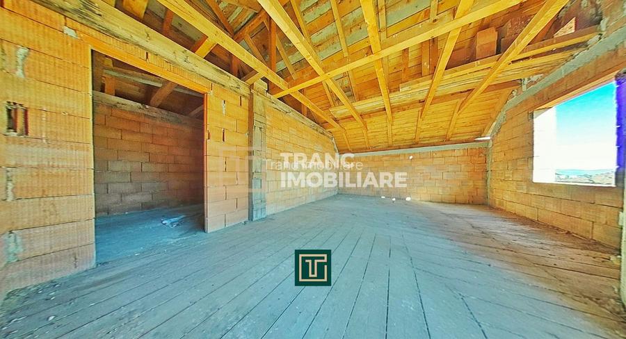 Casă la roșu cu 5 camere în Aluniș, județul Arad – ideală pentru o familie! - 13