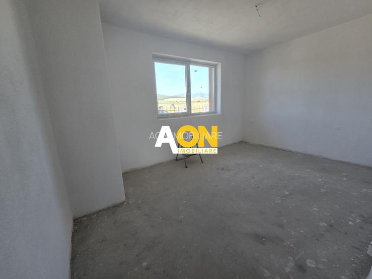 Casă individuală de v&acirc;nzare &icirc;n zona Micești - Alba Iulia, 4 camere - 10