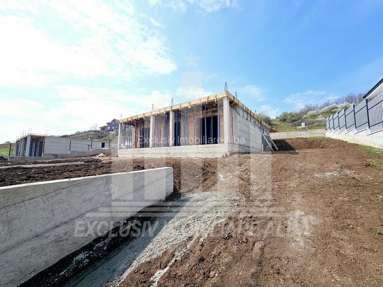 Casa individuala | La rosu | 220 mp | 600 mp teren | Cetate - 7