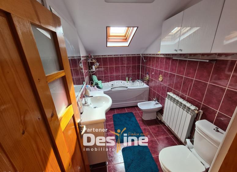 Casa individuala 96,50 mp utili, P+M - 175 mp teren - curte, utilitati- Aviatiei - 10