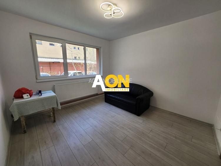 De vanzare apartament 2 camere, Centru - 3