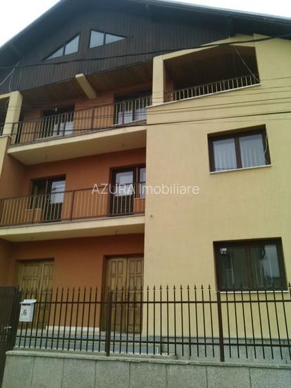 Casa 6 camere - cazare 14+10 persoane, Nord - 14