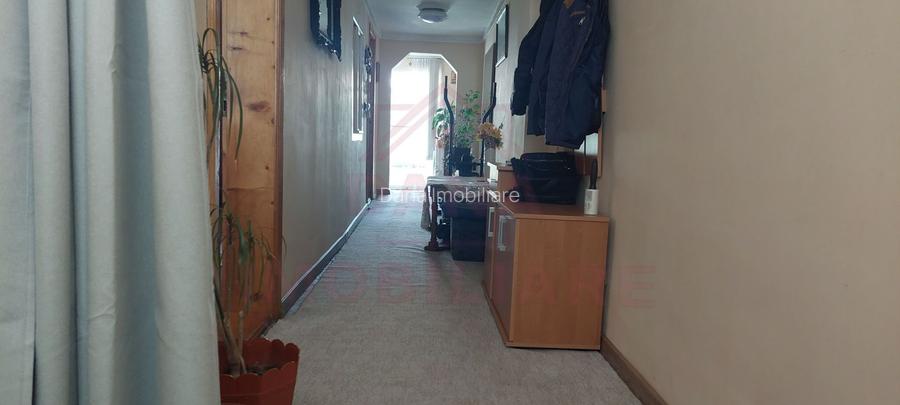 1\2 DUPLEX, DE VÂNZARE, 4 camere\CARANSEBEȘ\ ZONĂ CENTRALĂ\JUD.CS - 4