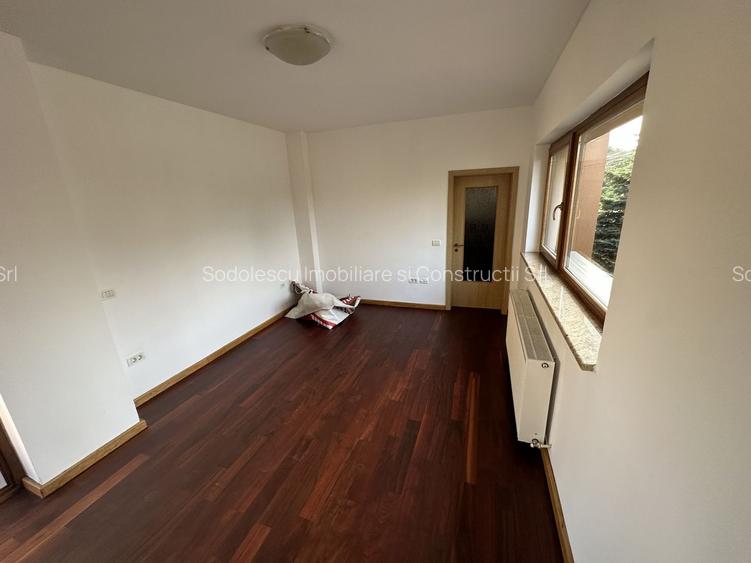 Proprietate cu piscina Dumbravita - 14