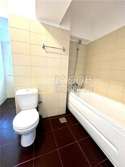 Apartament 2 camere decomandate, zona Curtea de Apel, Bacau - 12