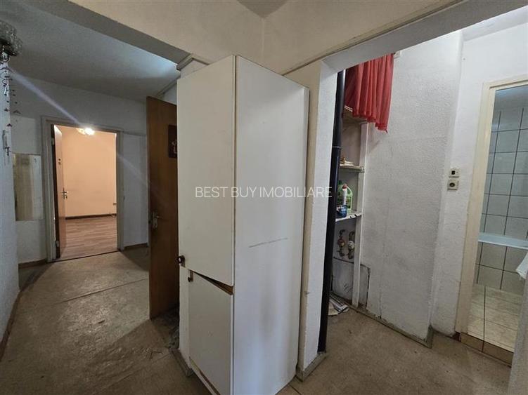 4 CAMERE 2 BAI DECOM ION MIHALACHE TURDA PARC REGINA MARIA ET 6/10 AN 1982 - 4