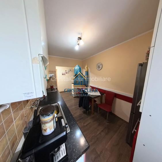 Apartament 3 camere - cartier Tudor Vladimirescu, str. Livezeni - 8