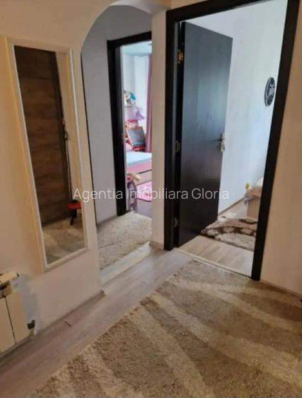 Apartament 3 camere decomandat, renovat - 4