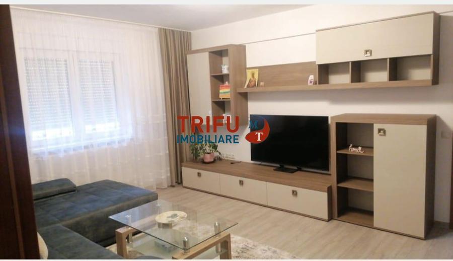 Apartament 3 camere de inchiriat zona Centru