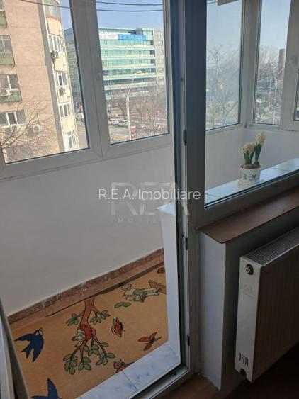 3 camere, 3/10, anvelopat, bloc 1983-Ghencea-Str Vladeasa - 3