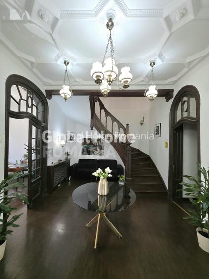 Cismigiu Garden | Office Interbelic Villa - 12 Rooms - 637 Land - 441Sqm Surface - 45