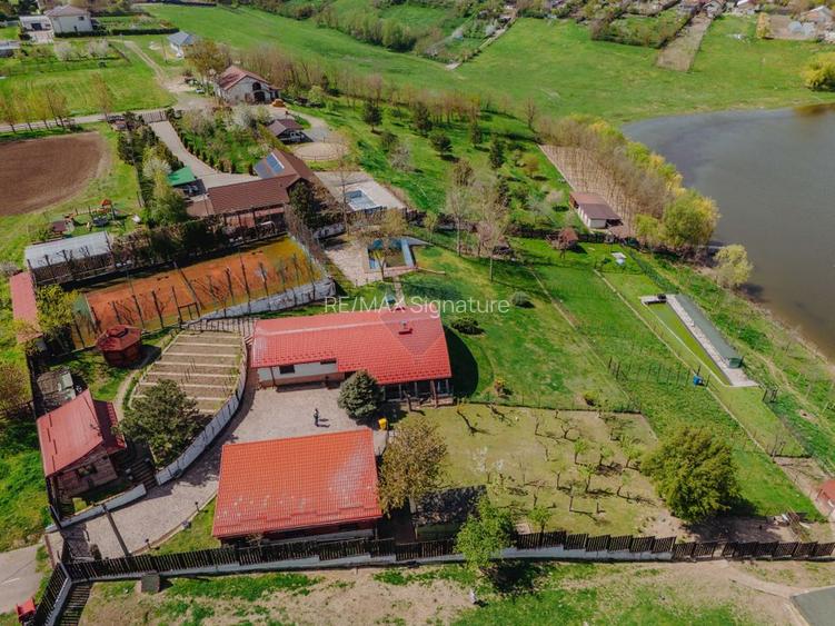 Vilă pe malul lacului, 3.000 mp, 4 corpuri, Piscină, teren Tenis - 25
