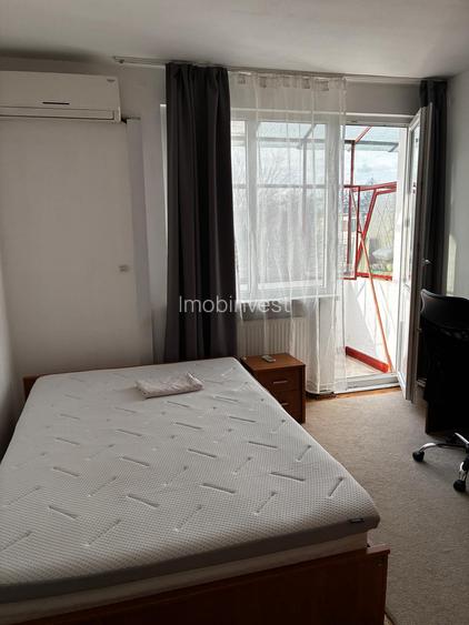 Apartament cu 2 camere in zona Cornisa - 8