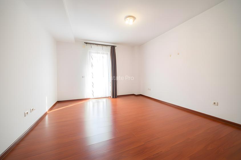 Ideal Pentru Cabinete / Clinici / Birouri – Casă Individuală 258 mp + 595 teren - 11