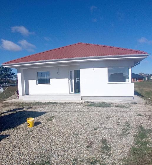 Casa finisata, cartier Beverly Hills, aproape de Oradea si de Baile Felix. - 16