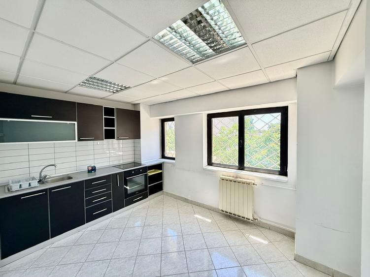 Piața Unirii/  Sitraco Center - 4 birouri decomandate - Comision 0%