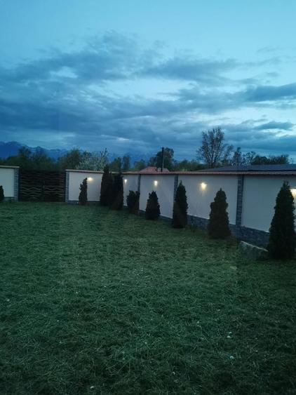 Casa individuala cu garaj 60 mp si teren+gradina 2650 mp in Porumbacu