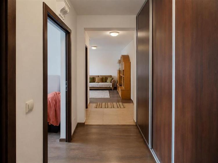 Apartament 3 camere 2 bai Et 1 parcare City Residence