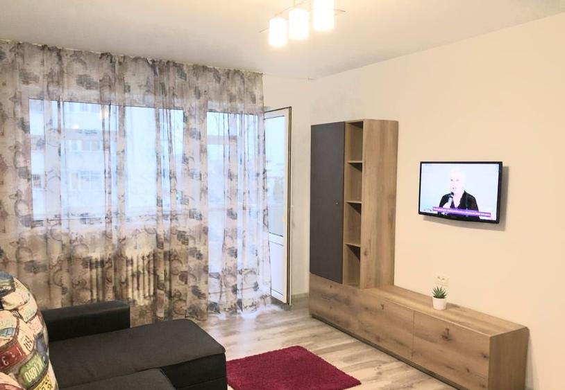 Campus-Prima închiriere după renovare-Decomandat-Termen Lung