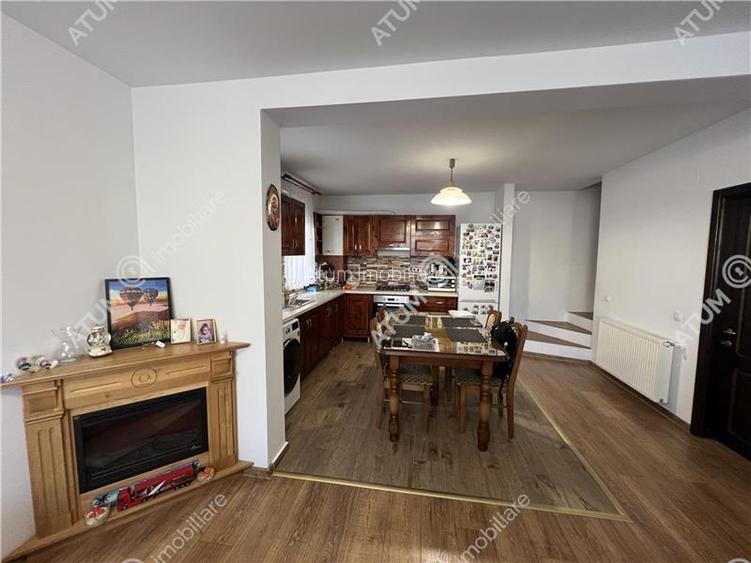 Casa cu 4 camere 2 bai si curte proprie in zona Arhitectilor - 14