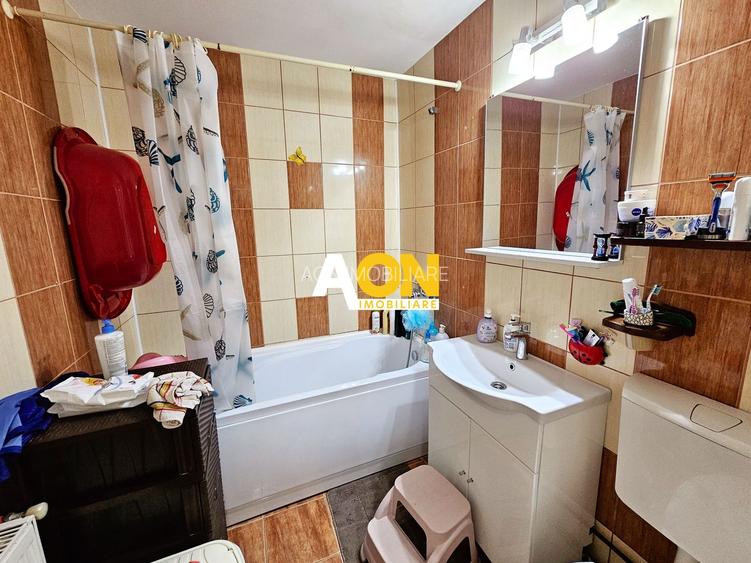 Apartament 2 camere, decomandat, mobilat, utilat, etaj 3, Ampoi 2 - 4