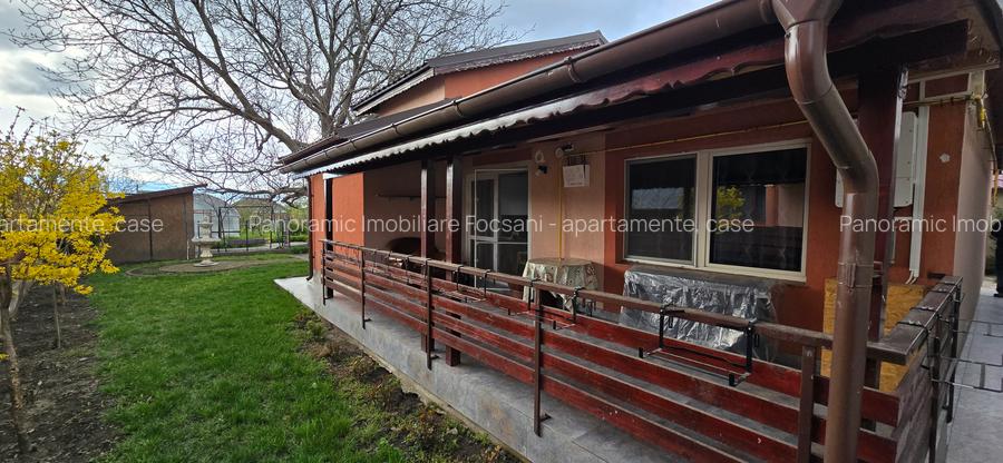 Service auto si vila de locuit Unirea Odobesti - 11