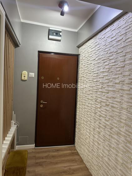 De închiriat – Apartament spațios și luminos - 12