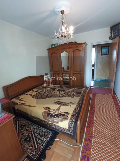 Apartament 3 camere Sector 4 - 4