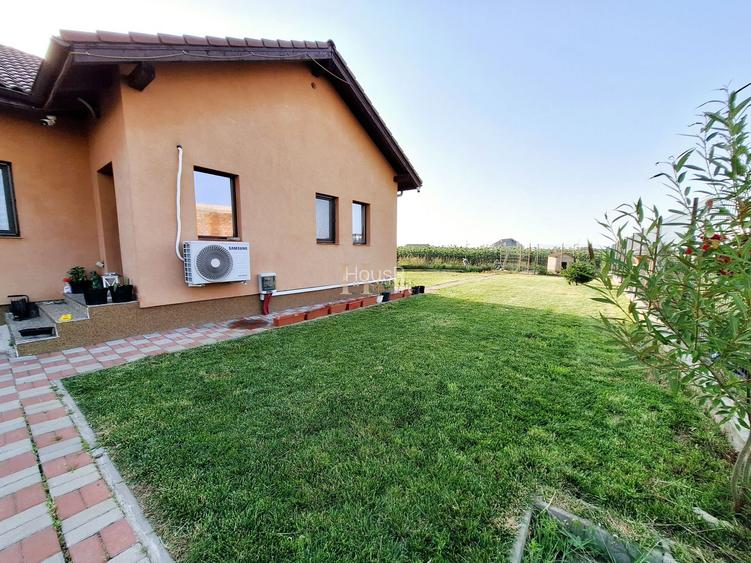 CASA INDIVIDUALA. APROAPE DE ORAS. 710 MP TEREN. - 18