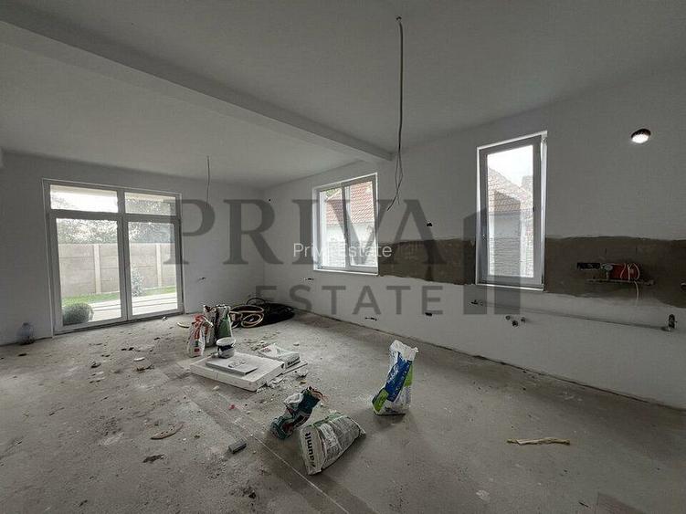 Duplex 1/2 modern pe parter cu 3 camere, Bucovăț - 12