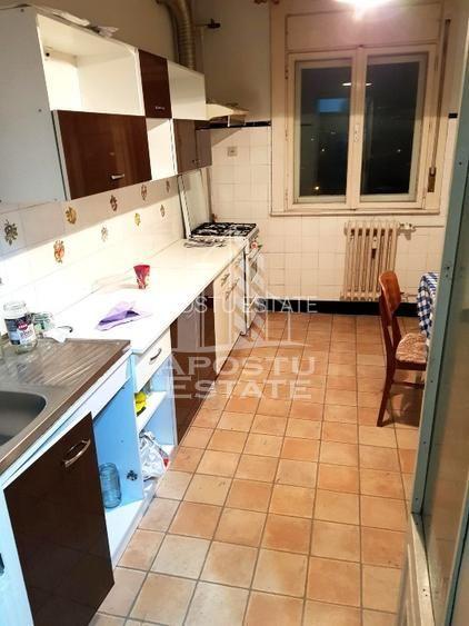 Apartament 3 camere plus boxa,etaj intermediar,zona Olimpia/Complex - 8