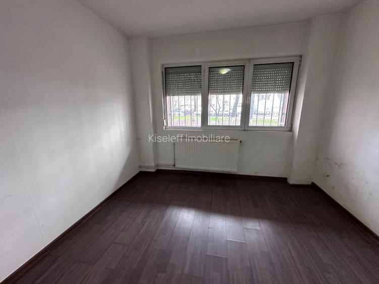 Apartament de 3 camere decomandate. - 6