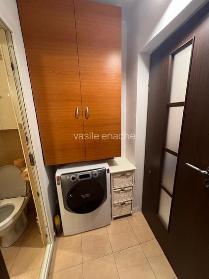 INCHIRIEZ apt 2 camere sector 4 - 4