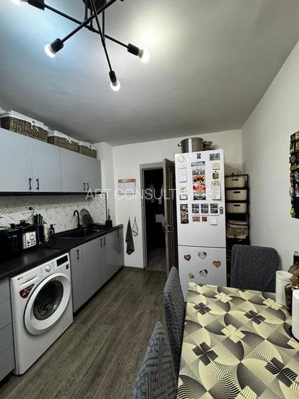 Apartament 3 Camere | Decomandat | Panduri | Parcare - 5