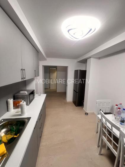 Apartament 3 camere de vanzare in Decebal - 37