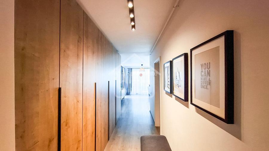 Suprafata Generoasa I Alphaville Arena - 22