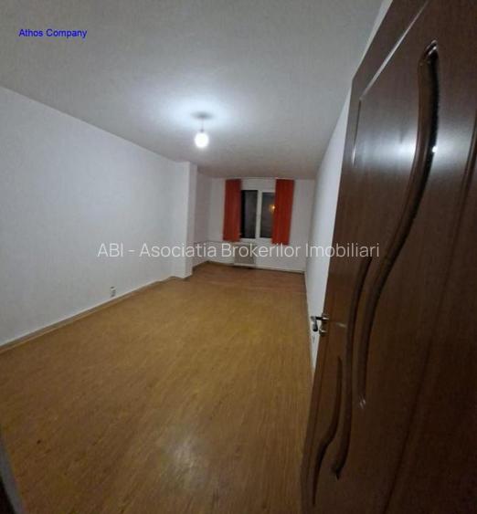 CRANGASI Ap 5 Camere ideal pt sediu de firma. - 3