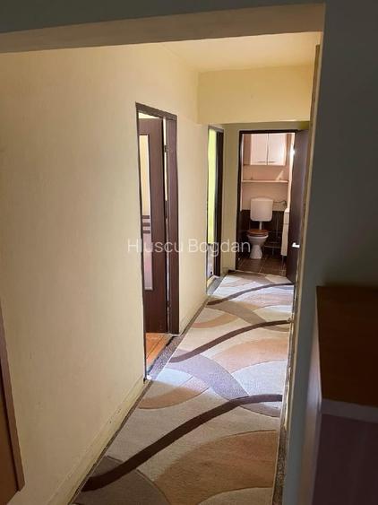 Apartament 3 camere decomandat zona semicentrală . - 2